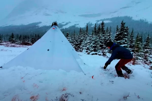 How To Sleep In a Tent In Winter: 19 Tips & Tricks [Real]